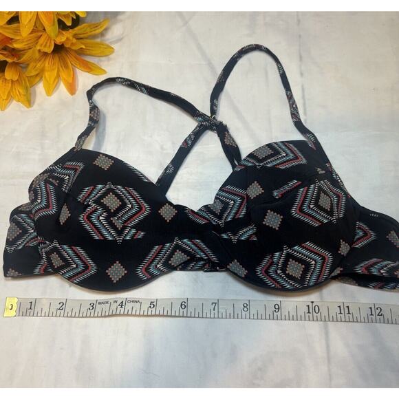 Xhilaration Juniors Medium Black Geometric Bathing Suit Top Swimwear‎ (qq) - Picture 1 of 4